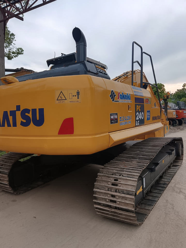 KOMATSU PC240LC - حفار زحاف: صورة 5 KOMATSU PC240LC - حفار زحاف: صورة 5