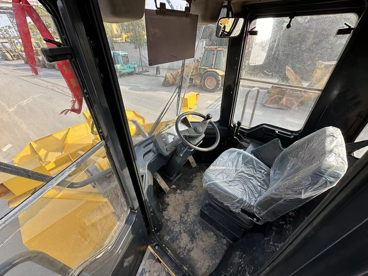 KOMATSU WA380 Komatsu WA 380-3 - اللودر بعجل: صورة 3 KOMATSU WA380 Komatsu WA 380-3 - اللودر بعجل: صورة 3