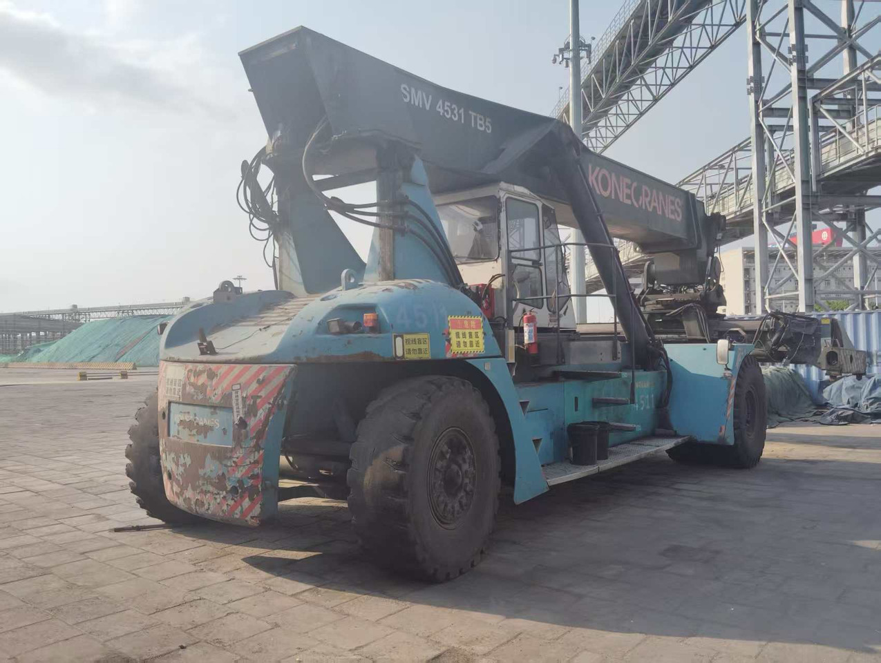 KONECRANES SMV 4531 TB5 45 TON CAPACITY - المعبِّئ المناول: صورة 2 KONECRANES SMV 4531 TB5 45 TON CAPACITY - المعبِّئ المناول: صورة 2