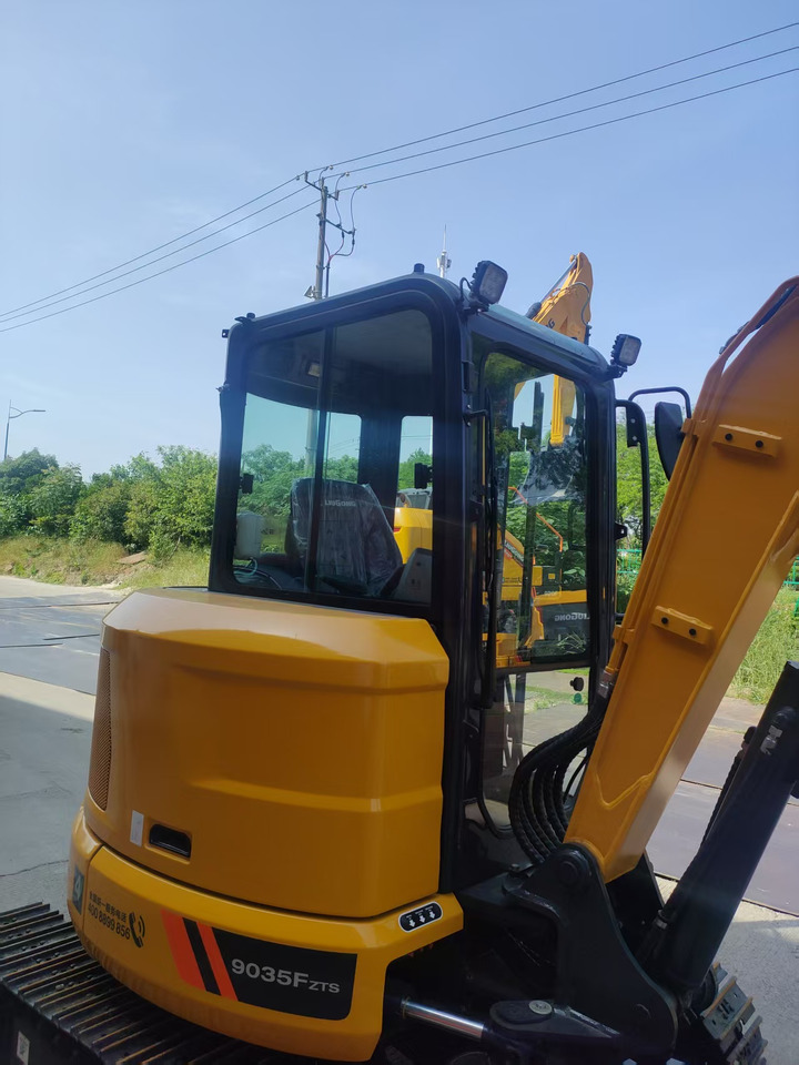 LIUGONG 9035F ZTSG4 BRAND NEW 3.8 TON 3 TON 4 TON MINI DIGGER - حفارة مُصَّغرة: صورة 4 LIUGONG 9035F ZTSG4 BRAND NEW 3.8 TON 3 TON 4 TON MINI DIGGER - حفارة مُصَّغرة: صورة 4