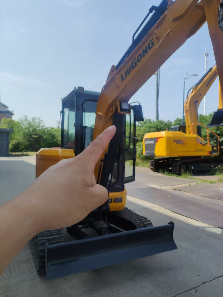 LIUGONG 9035F ZTSG4 BRAND NEW 3.8 TON 3 TON 4 TON MINI DIGGER - حفارة مُصَّغرة: صورة 5 LIUGONG 9035F ZTSG4 BRAND NEW 3.8 TON 3 TON 4 TON MINI DIGGER - حفارة مُصَّغرة: صورة 5