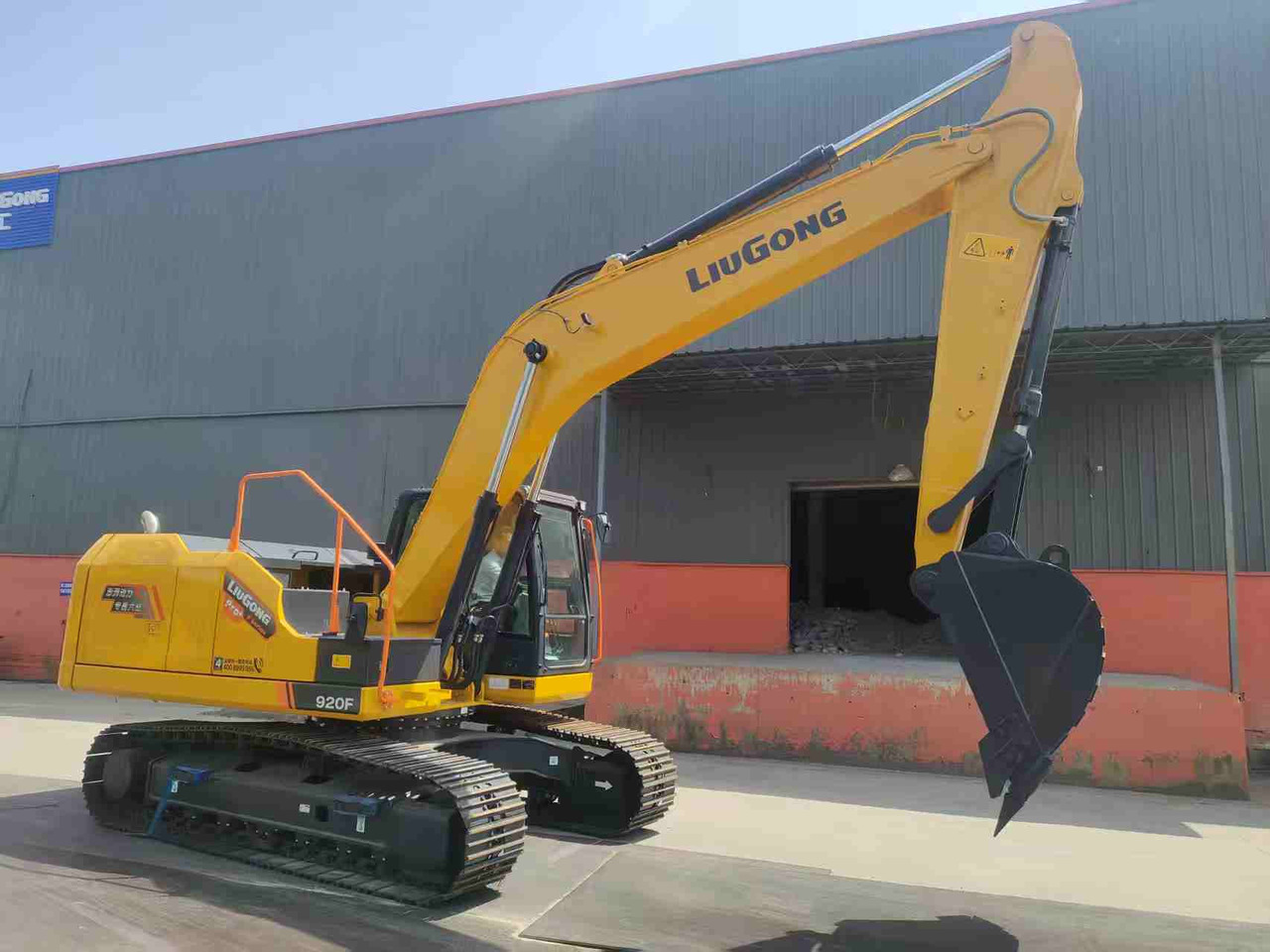 LIUGONG 920FG4 100% Brand New 21.5 TON 20 TON - حفار زحاف: صورة 3 LIUGONG 920FG4 100% Brand New 21.5 TON 20 TON - حفار زحاف: صورة 3
