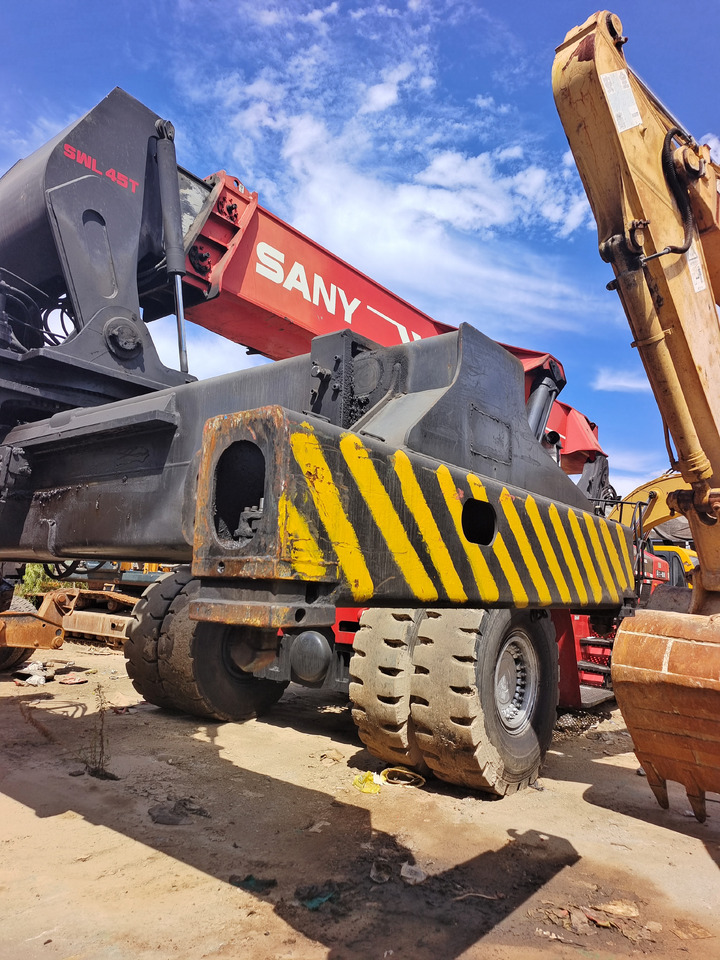 SANY SRSC45C23 45 TON - المعبِّئ المناول: صورة 3 SANY SRSC45C23 45 TON - المعبِّئ المناول: صورة 3