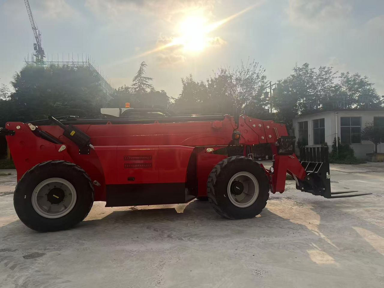 XCMG 9 METER BRAND NEW - رافعة تلسكوبية: صورة 4 XCMG 9 METER BRAND NEW - رافعة تلسكوبية: صورة 4
