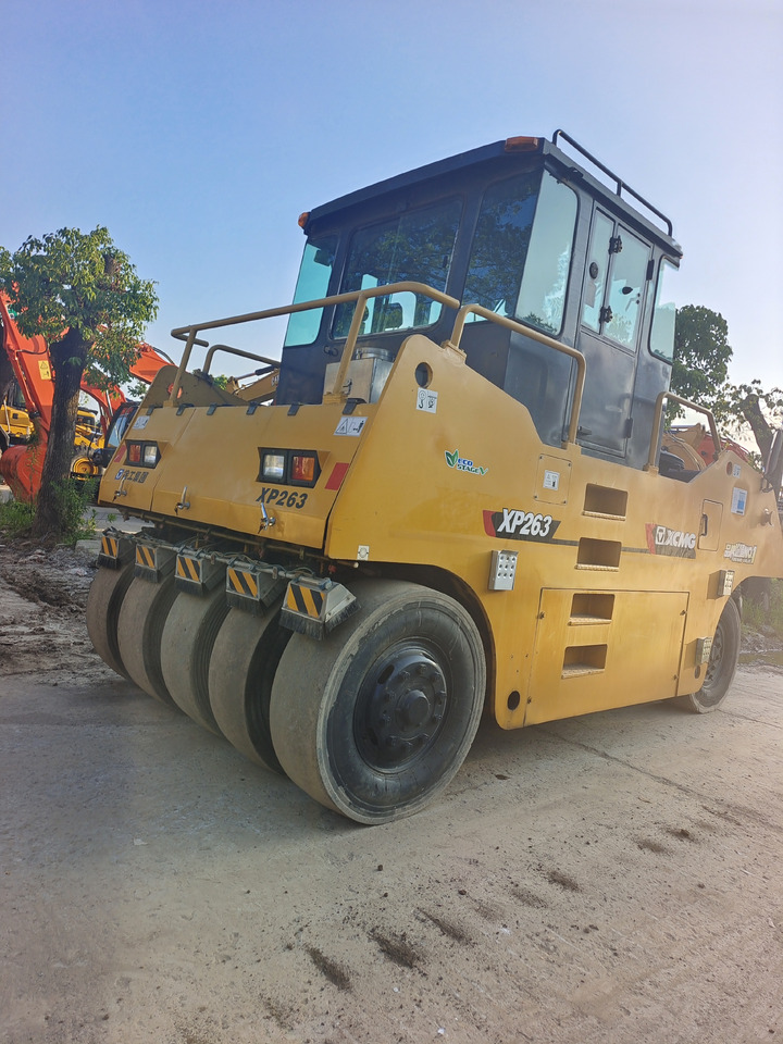 XCMG XP263 - مدحلة هوائية: صورة 1 XCMG XP263 - مدحلة هوائية: صورة 1