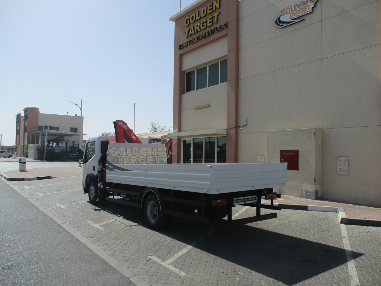 Ashok Leyland PARTNER LX 4x2 with Fassi F50A.022 Crane - شاحنة كرين: صورة 4 Ashok Leyland PARTNER LX 4x2 with Fassi F50A.022 Crane - شاحنة كرين: صورة 4