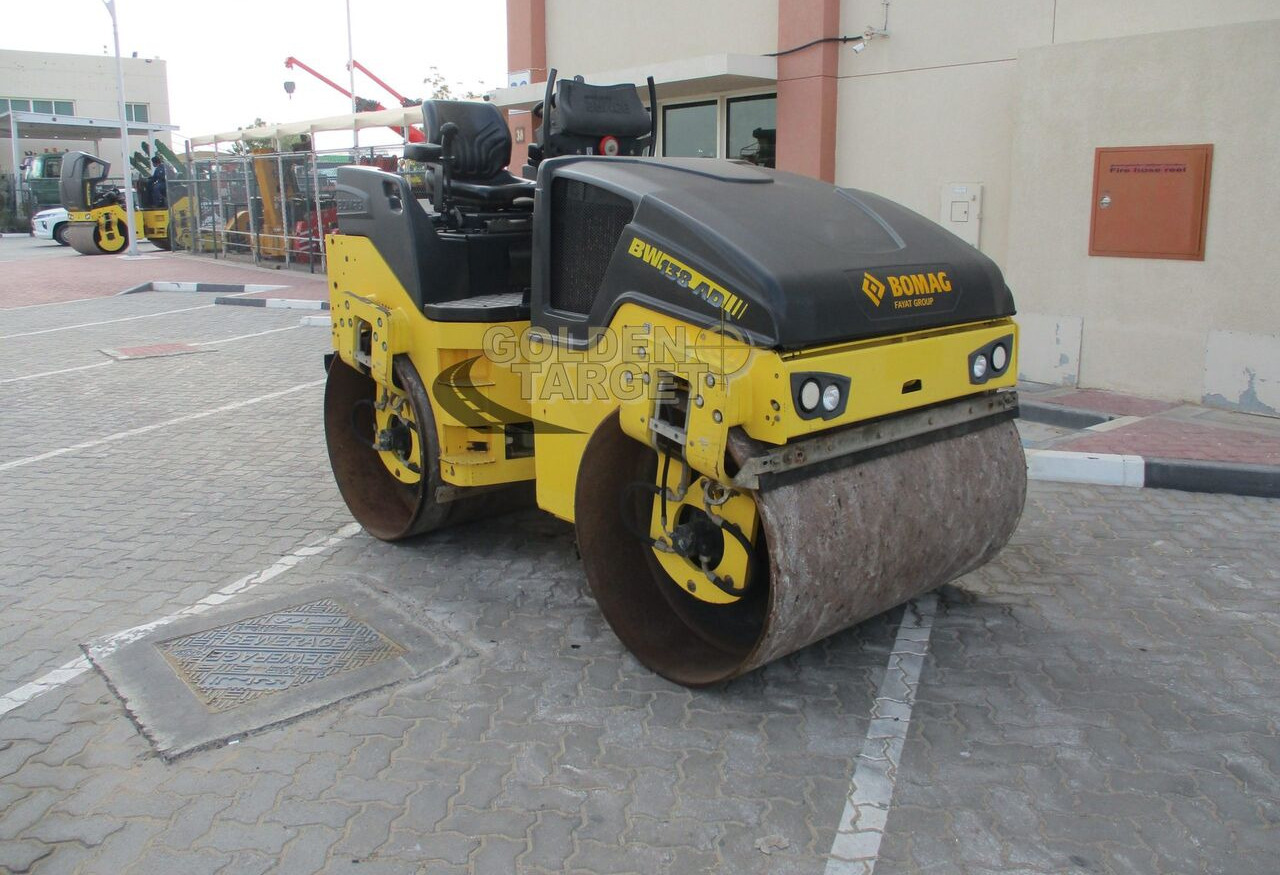 BOMAG BW138 AD-5 Roller - مدحلة اسفلت: صورة 1 BOMAG BW138 AD-5 Roller - مدحلة اسفلت: صورة 1