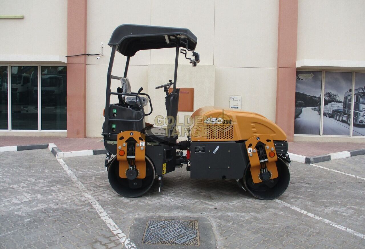 Case 450DX Roller - مدحلة اسفلت: صورة 4 Case 450DX Roller - مدحلة اسفلت: صورة 4