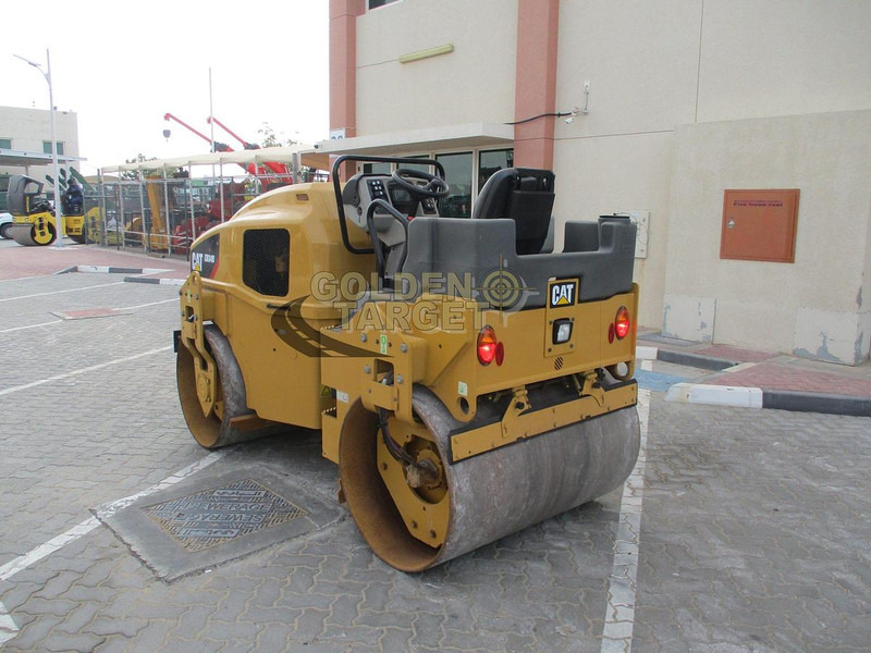 Caterpillar CB34B - اسطوانة المزرعة: صورة 4 Caterpillar CB34B - اسطوانة المزرعة: صورة 4