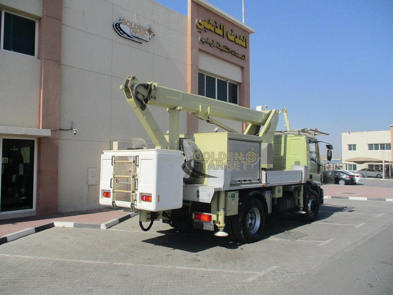 Iveco Euro Cargo 180E28 - معدات الوصول: صورة 2 Iveco Euro Cargo 180E28 - معدات الوصول: صورة 2