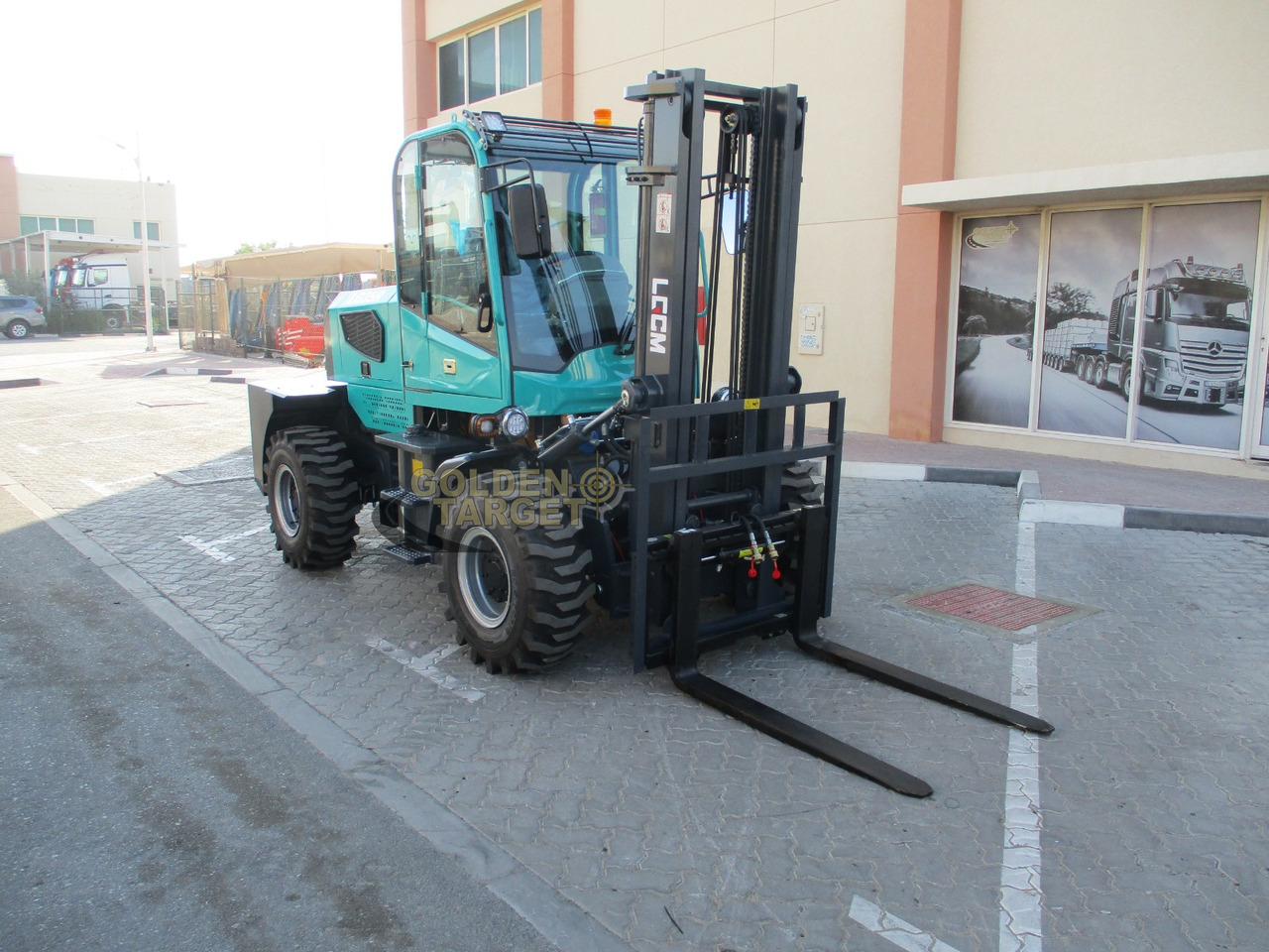 LGCM LG35R Rough Terrain Forklift - رافعة شوكية ديزل: صورة 1 LGCM LG35R Rough Terrain Forklift - رافعة شوكية ديزل: صورة 1