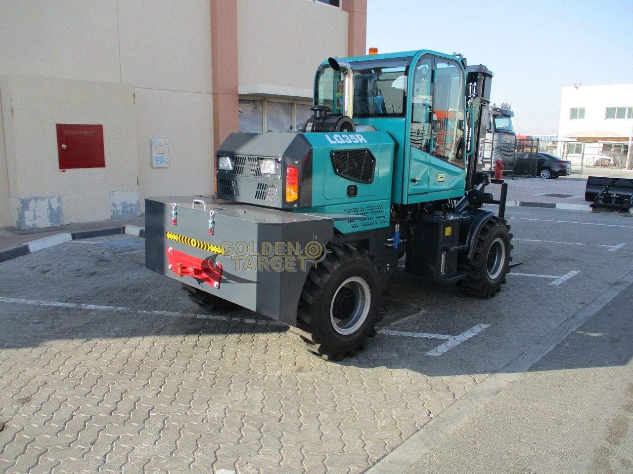 LGCM LG35R Rough Terrain Forklift - رافعة شوكية ديزل: صورة 3 LGCM LG35R Rough Terrain Forklift - رافعة شوكية ديزل: صورة 3