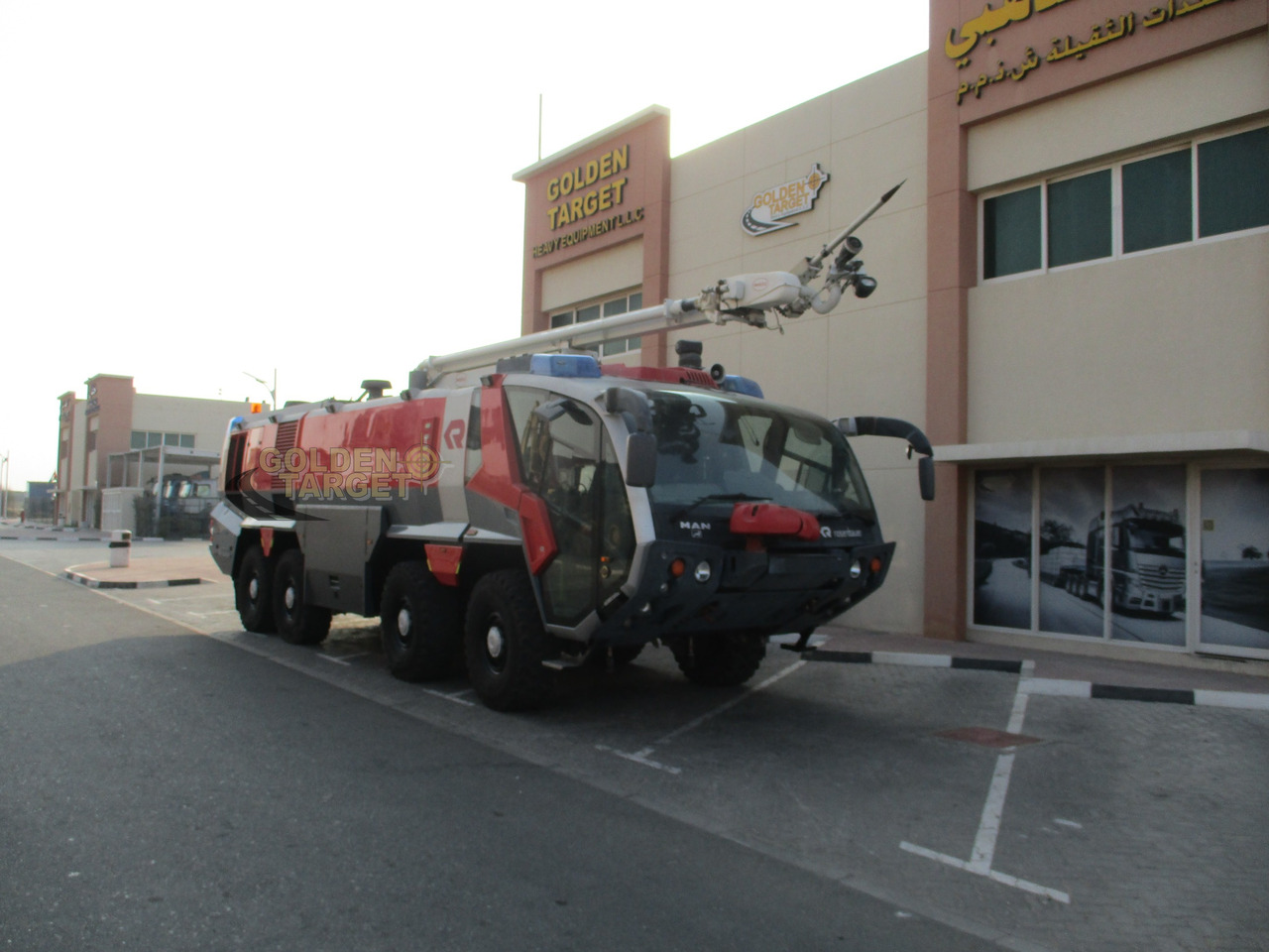 MAN FLF PANTHER 8x8 Airport Fire Truck - سيارة إطفاء: صورة 1 MAN FLF PANTHER 8x8 Airport Fire Truck - سيارة إطفاء: صورة 1
