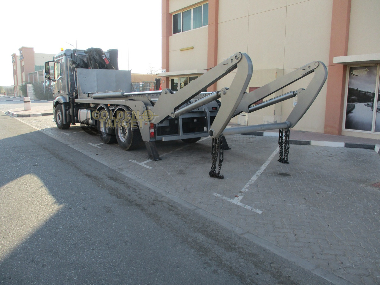 شاحنة نقل المخلفات MERCEDES-BENZ 2642 6×2 DOUBLE SKIP LOADER with HIAB Crane: صورة 7