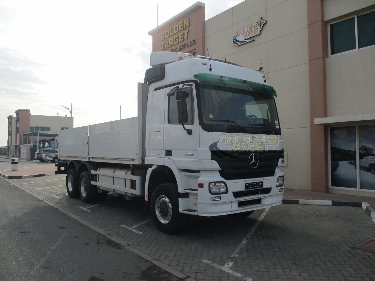 MERCEDES-BENZ ACTROS 3354 6x6 Chassis Truck - شاحنة هيكل كابينة: صورة 1 MERCEDES-BENZ ACTROS 3354 6x6 Chassis Truck - شاحنة هيكل كابينة: صورة 1