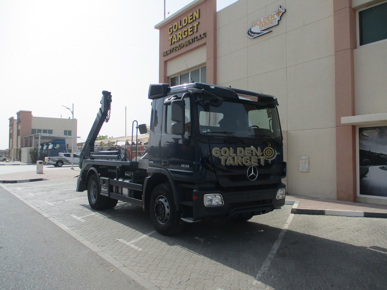 MERCEDES-BENZ Actros 1836 4x2 Skip Loader - شاحنة نقل المخلفات: صورة 1 MERCEDES-BENZ Actros 1836 4x2 Skip Loader - شاحنة نقل المخلفات: صورة 1