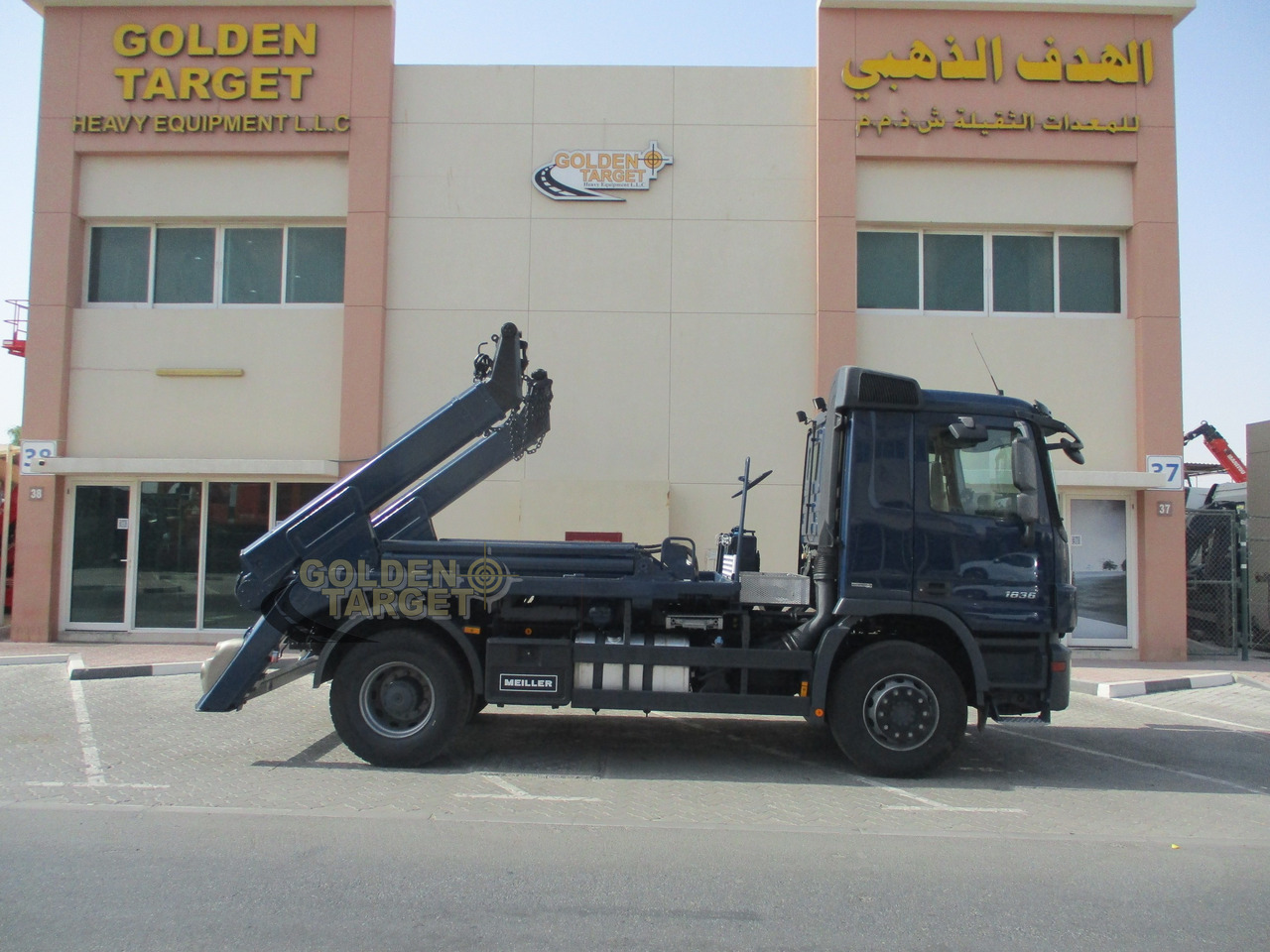 MERCEDES-BENZ Actros 1836 4x2 Skip Loader - شاحنة نقل المخلفات: صورة 5 MERCEDES-BENZ Actros 1836 4x2 Skip Loader - شاحنة نقل المخلفات: صورة 5