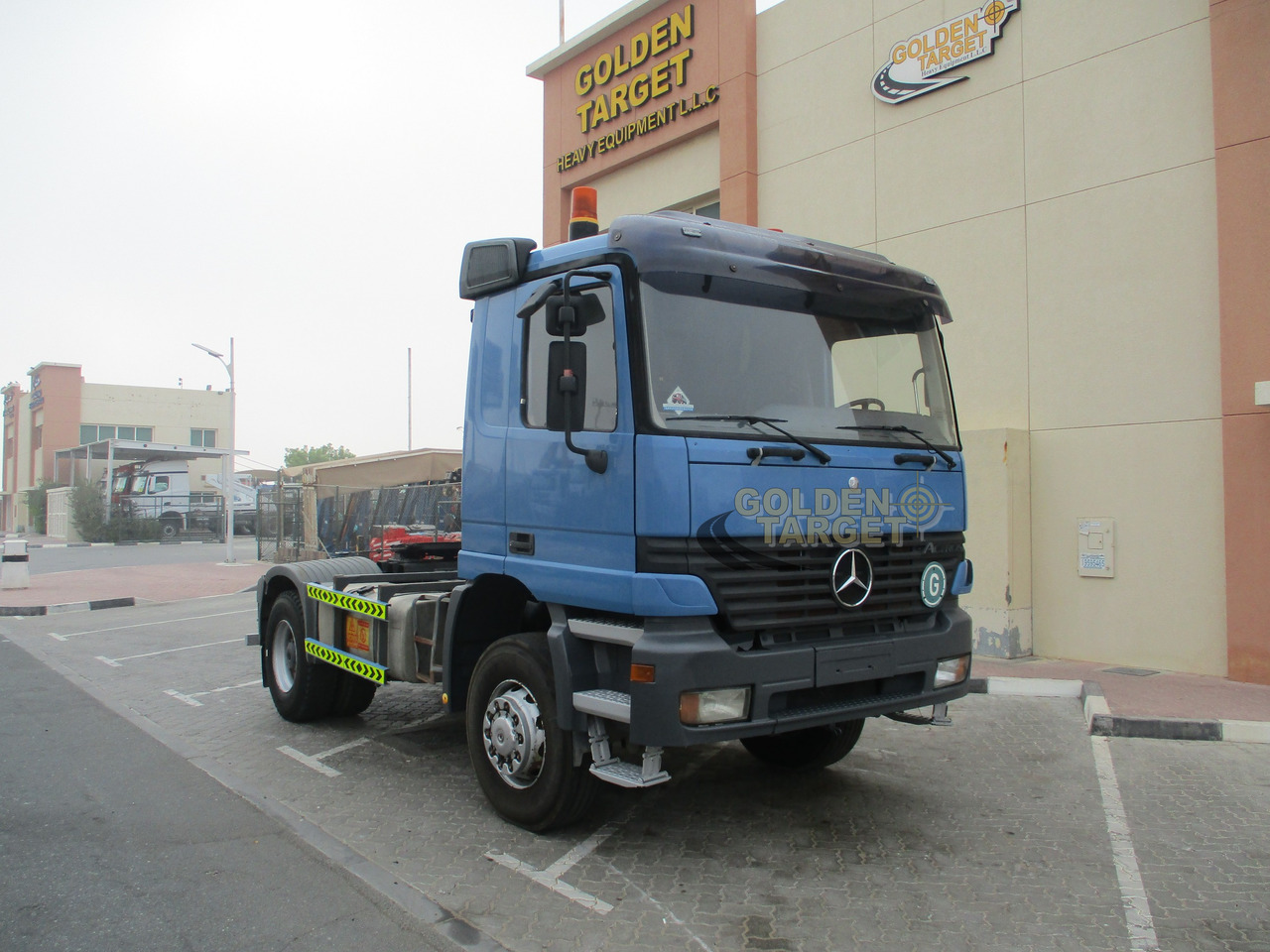 MERCEDES-BENZ Actros 1840 4x4 Head Truck - وحدة جر: صورة 1 MERCEDES-BENZ Actros 1840 4x4 Head Truck - وحدة جر: صورة 1