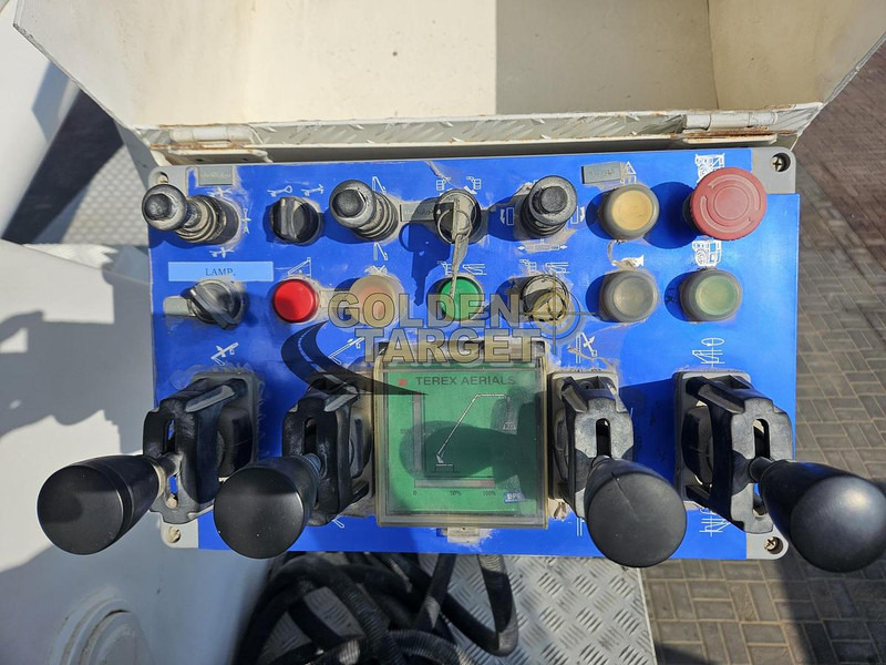 معدات الوصول Mercedes-Benz 2638: صورة 13 معدات الوصول Mercedes-Benz 2638: صورة 13