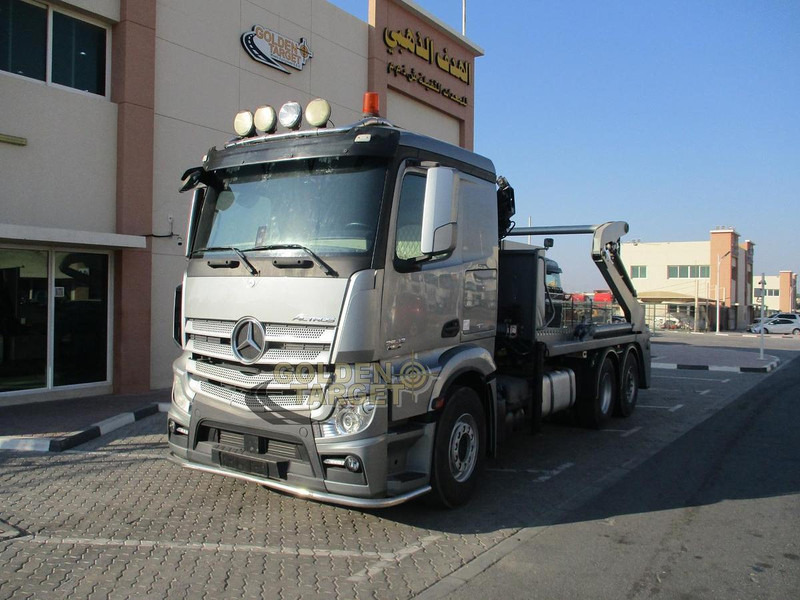 Mercedes-Benz 2642 6×2 Double Skip Loader with HIAB Crane - تركس: صورة 1 Mercedes-Benz 2642 6×2 Double Skip Loader with HIAB Crane - تركس: صورة 1