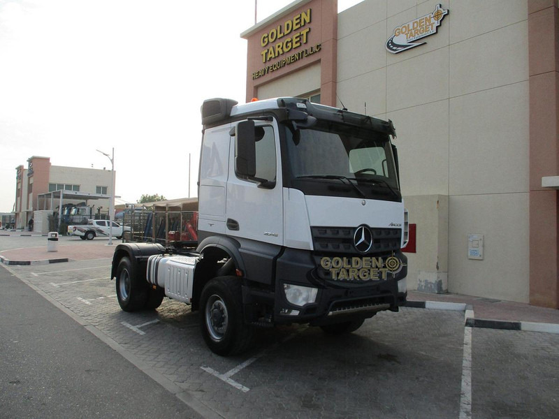 Mercedes-Benz Arocs 2045 - شاحنة: صورة 1 Mercedes-Benz Arocs 2045 - شاحنة: صورة 1