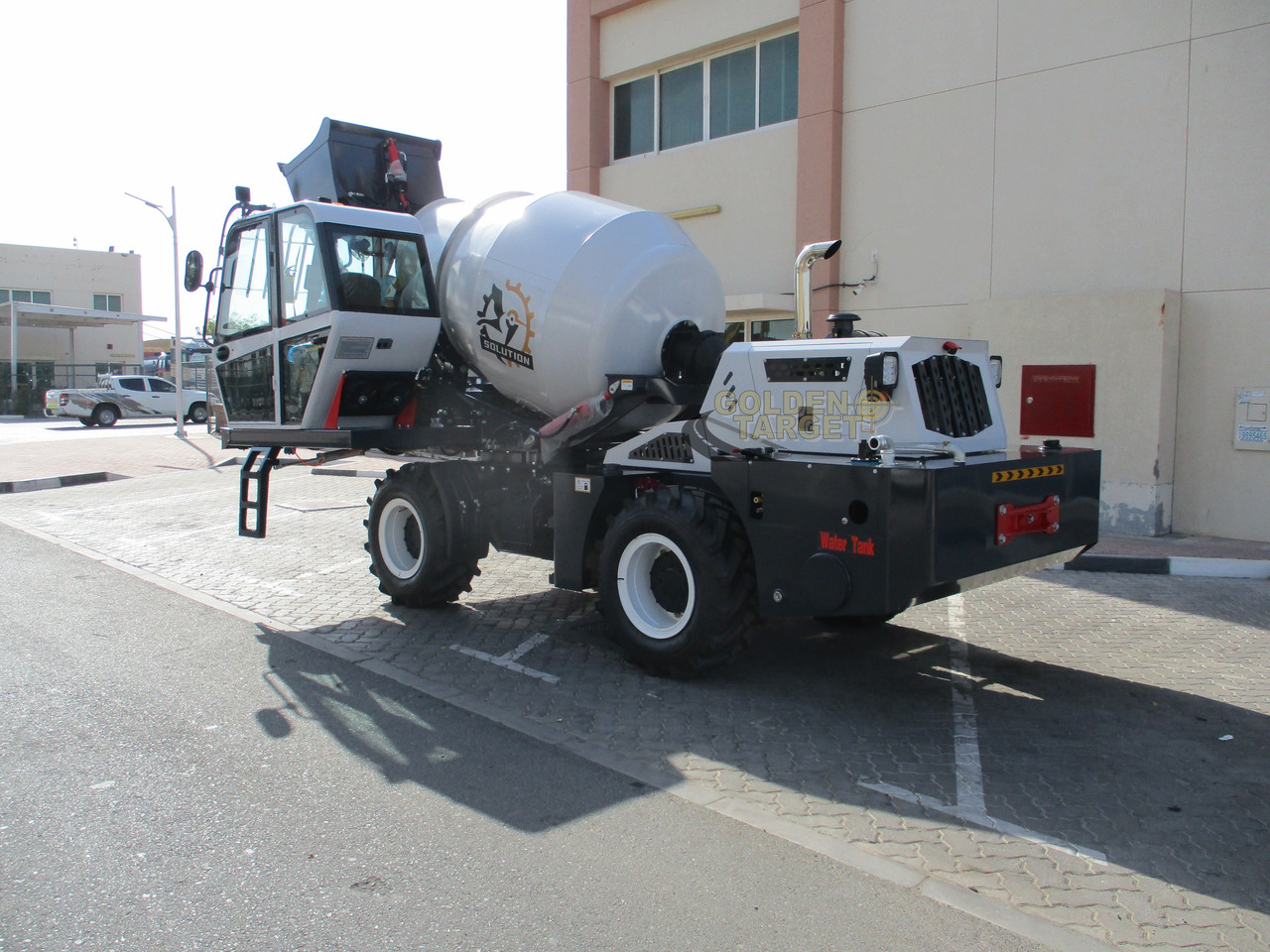 Solution H25 Self Loading Mixer - شاحنة خلاطة خرسانة: صورة 4 Solution H25 Self Loading Mixer - شاحنة خلاطة خرسانة: صورة 4