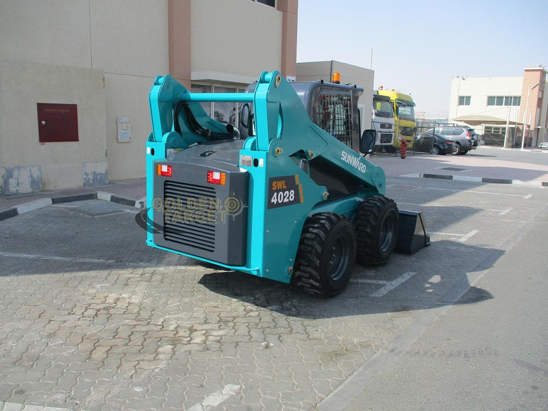Sunward SWL4028 Skid Steer Loader - تركس: صورة 3 Sunward SWL4028 Skid Steer Loader - تركس: صورة 3
