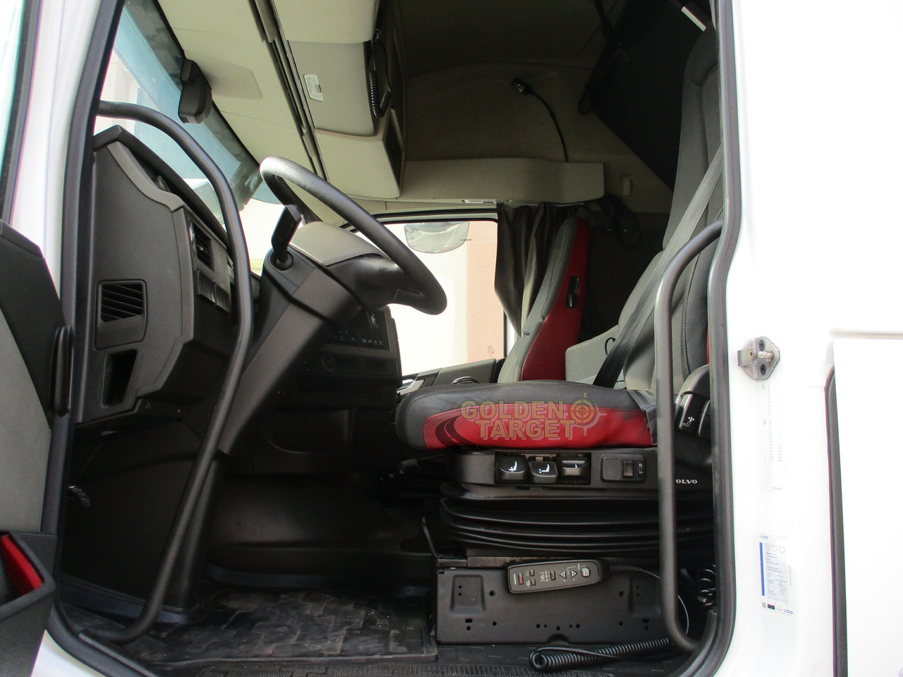 شاحنة هيكل كابينة Volvo FH460 6×2 Chassis: صورة 9
