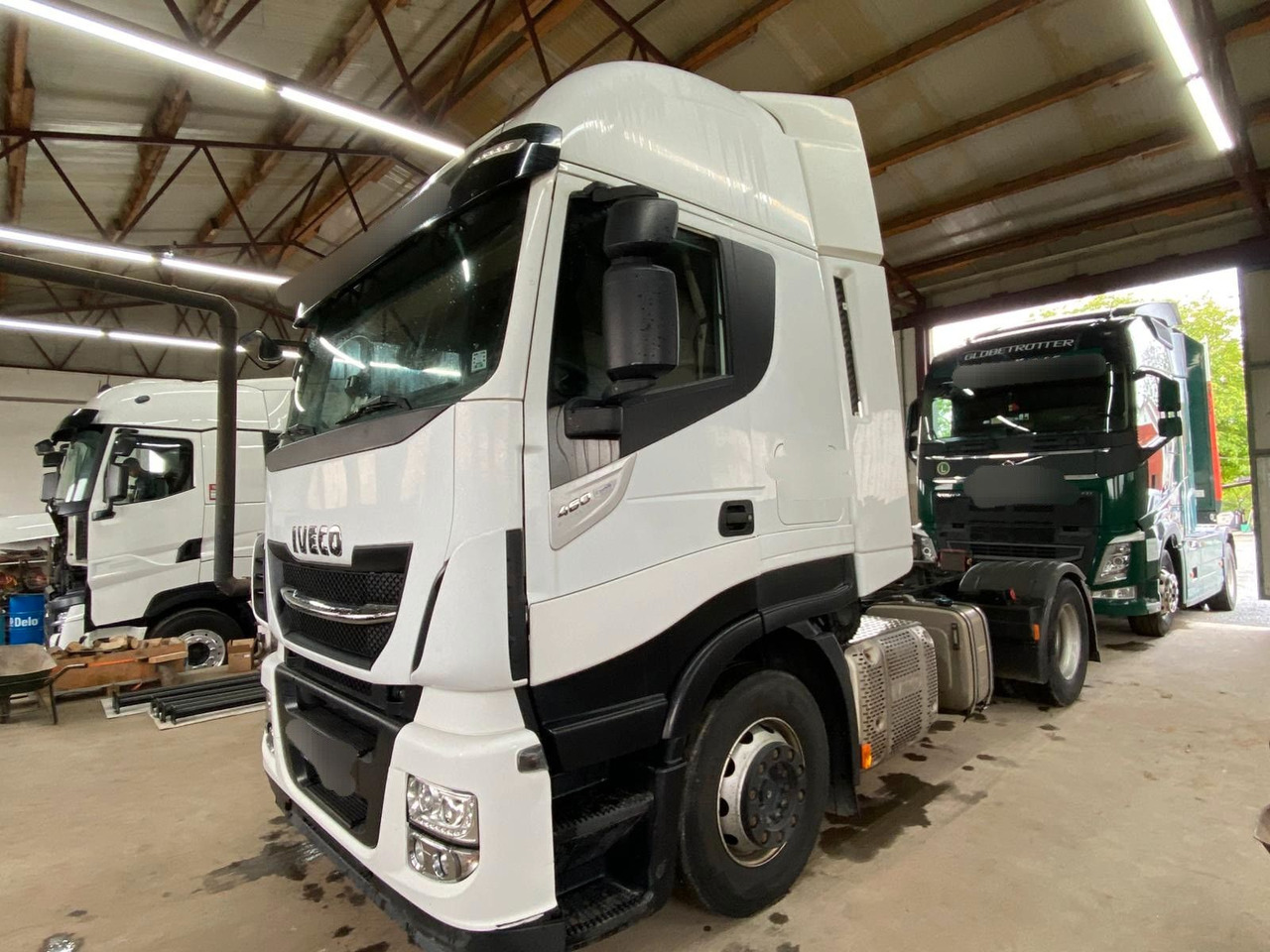 Iveco Stralis 460 Hi-Way 4x2Tractor -Tipper hydraulic - وحدة جر: صورة 3 Iveco Stralis 460 Hi-Way 4x2Tractor -Tipper hydraulic - وحدة جر: صورة 3