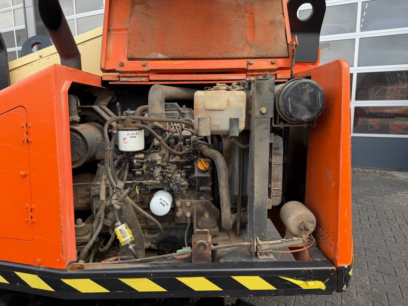 رافعة سلة تلسكوبية Aichi SR 12 B: صورة 14