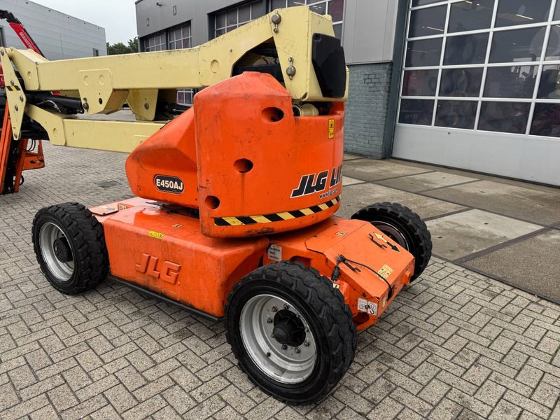 JLG E 450 AJ - شاحنة ذراع مفصلي: صورة 2 JLG E 450 AJ - شاحنة ذراع مفصلي: صورة 2