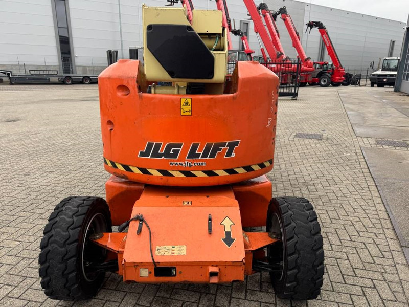 JLG E 450 AJ - شاحنة ذراع مفصلي: صورة 3 JLG E 450 AJ - شاحنة ذراع مفصلي: صورة 3
