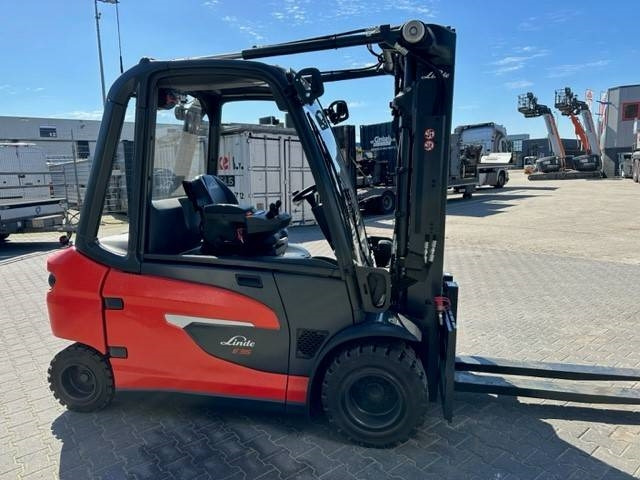 Linde E35L - رافعة شوكية كهربائية: صورة 3 Linde E35L - رافعة شوكية كهربائية: صورة 3