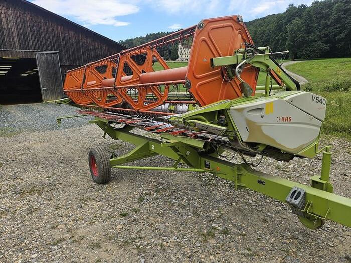 Claas V540 Vario - حصادة برأس ملحق: صورة 1 Claas V540 Vario - حصادة برأس ملحق: صورة 1