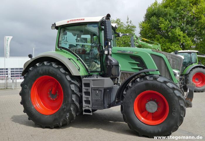Fendt 826 Vario - جرار: صورة 3 Fendt 826 Vario - جرار: صورة 3