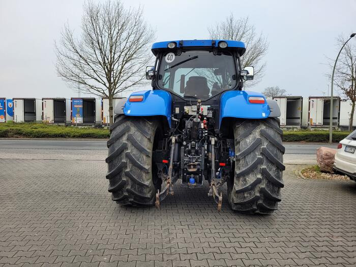 New Holland T 7.250 - جرار: صورة 2 New Holland T 7.250 - جرار: صورة 2