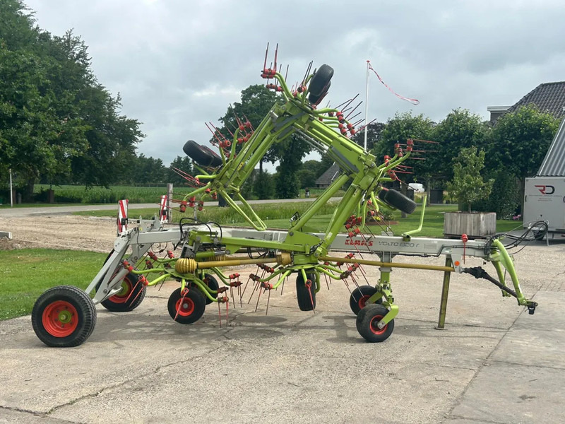 Claas Volto 1320 T Gedragen 13 meter schudder - آلة تيبيس العشب/ آلة جمع العشب: صورة 2 Claas Volto 1320 T Gedragen 13 meter schudder - آلة تيبيس العشب/ آلة جمع العشب: صورة 2