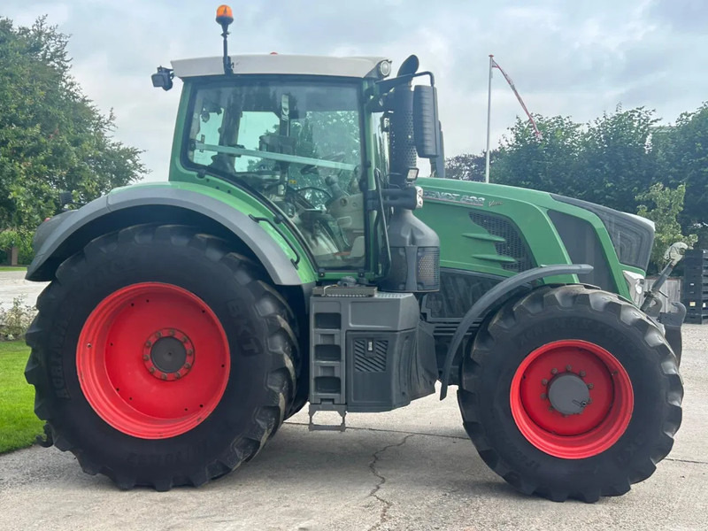 Fendt 828 Profi plus Vario Fendt vario 828 Profi plus 50 KM - جرار: صورة 1 Fendt 828 Profi plus Vario Fendt vario 828 Profi plus 50 KM - جرار: صورة 1