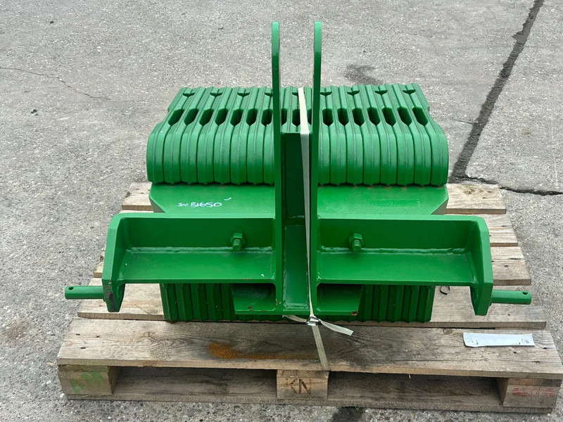 John Deere 1100 KG NIEUW Front gewicht - جرار: صورة 2 John Deere 1100 KG NIEUW Front gewicht - جرار: صورة 2