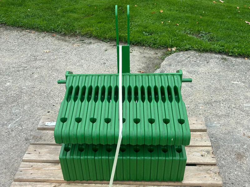 John Deere 1100 KG NIEUW Front gewicht - جرار: صورة 4 John Deere 1100 KG NIEUW Front gewicht - جرار: صورة 4