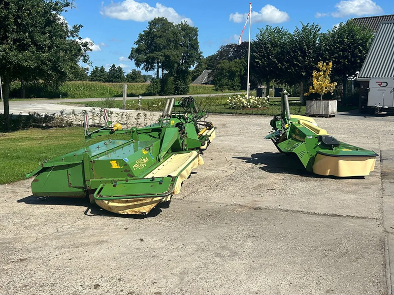 Krone Triple maaier Easy cut 9140 CV Ec 32 CV Frontmaaier - جزازة العشب: صورة 5 Krone Triple maaier Easy cut 9140 CV Ec 32 CV Frontmaaier - جزازة العشب: صورة 5