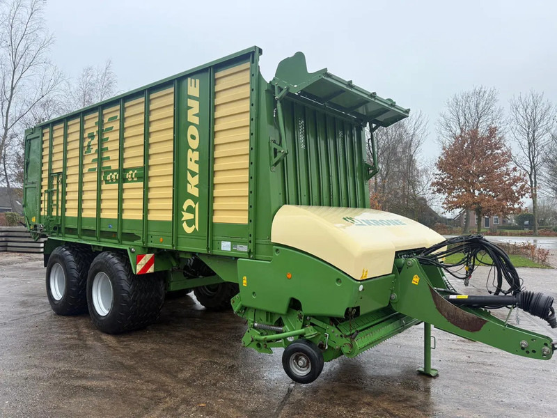 Krone ZX 450 GL Ladewagen 1996 vrachten! Opraapwagen - الآلات الزراعية: صورة 1 Krone ZX 450 GL Ladewagen 1996 vrachten! Opraapwagen - الآلات الزراعية: صورة 1