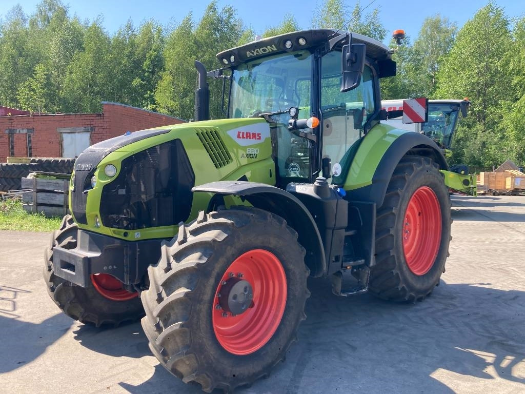 Claas Axion 830 CIS - جرار: صورة 1 Claas Axion 830 CIS - جرار: صورة 1