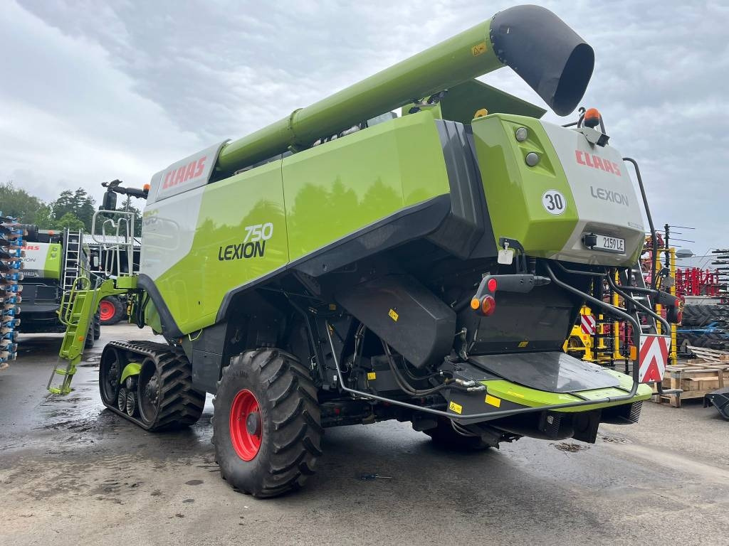 Claas Lexion 750 TT - حصادة موحَّدة: صورة 4 Claas Lexion 750 TT - حصادة موحَّدة: صورة 4