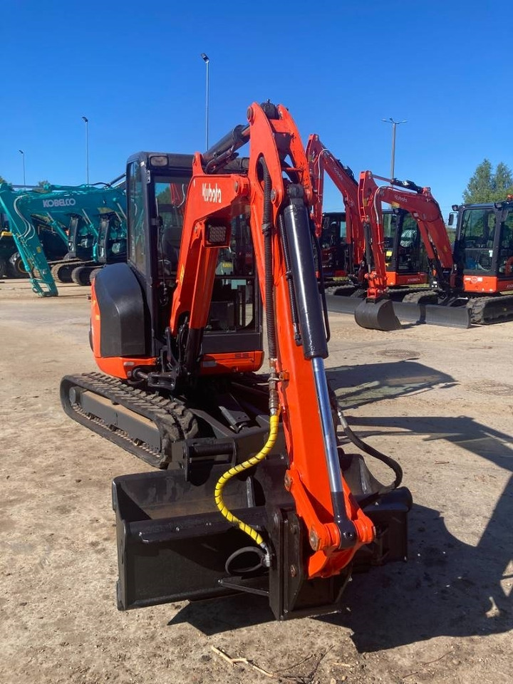 Kubota KX027-4 - حفارة مُصَّغرة: صورة 5 Kubota KX027-4 - حفارة مُصَّغرة: صورة 5