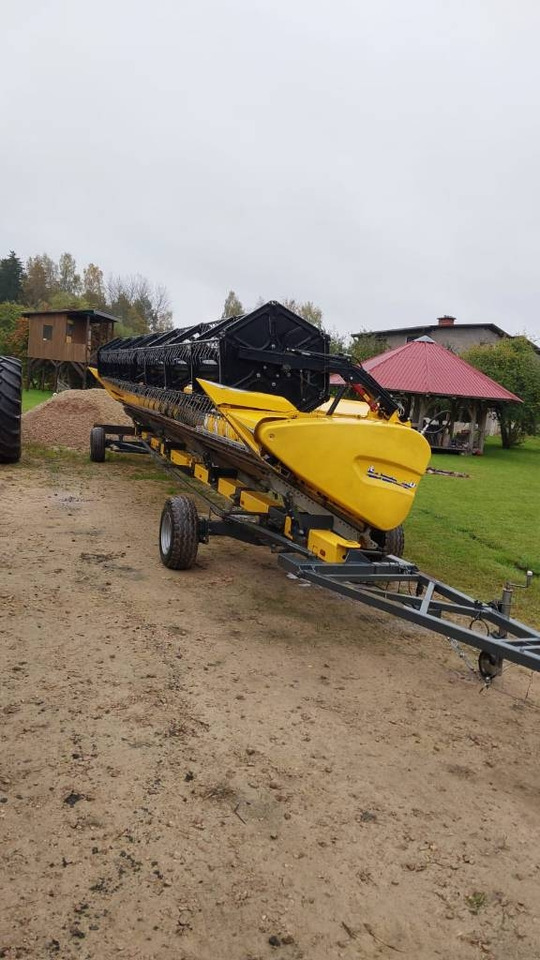 New Holland CR 9.90 - حصادة موحَّدة: صورة 5 New Holland CR 9.90 - حصادة موحَّدة: صورة 5