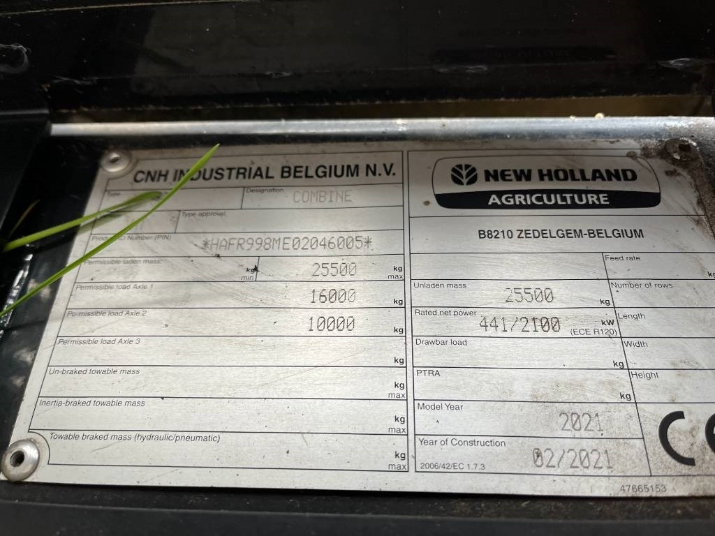 حصادة موحَّدة New Holland CR 9.90: صورة 10