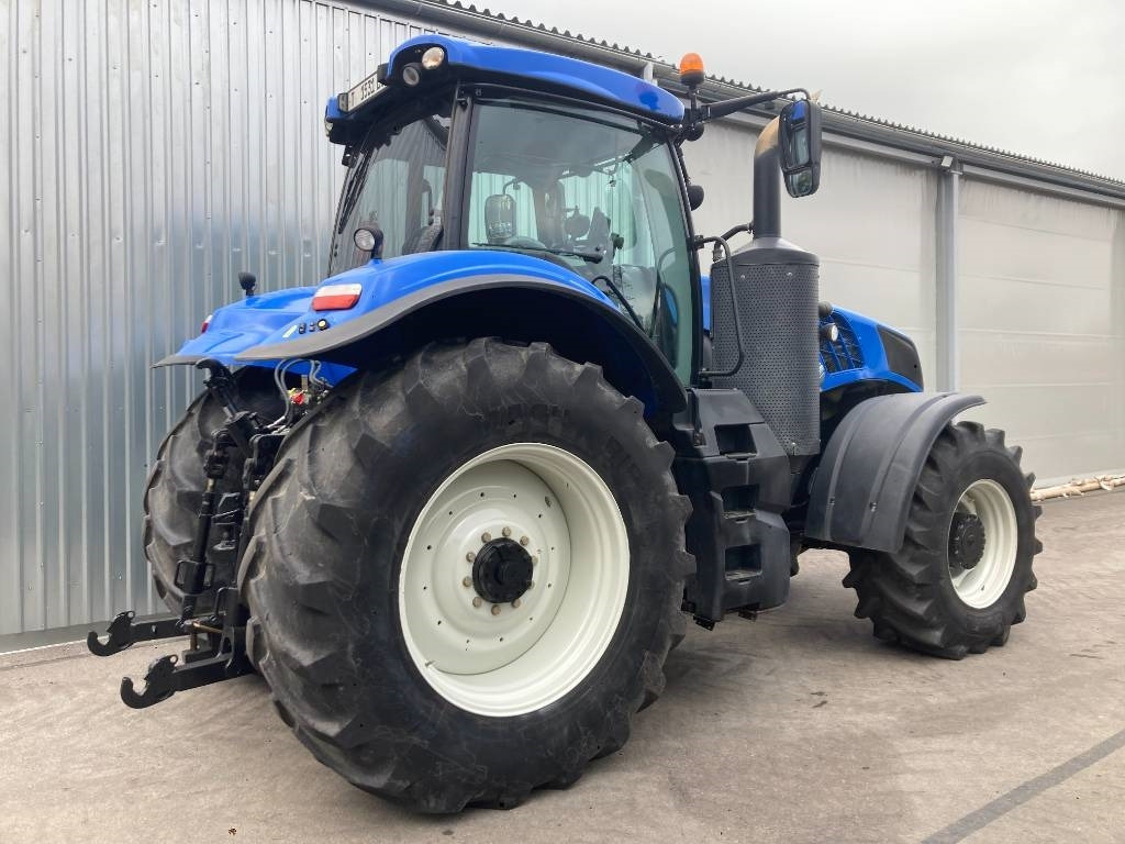 New Holland T 8.320 AC - جرار: صورة 3 New Holland T 8.320 AC - جرار: صورة 3