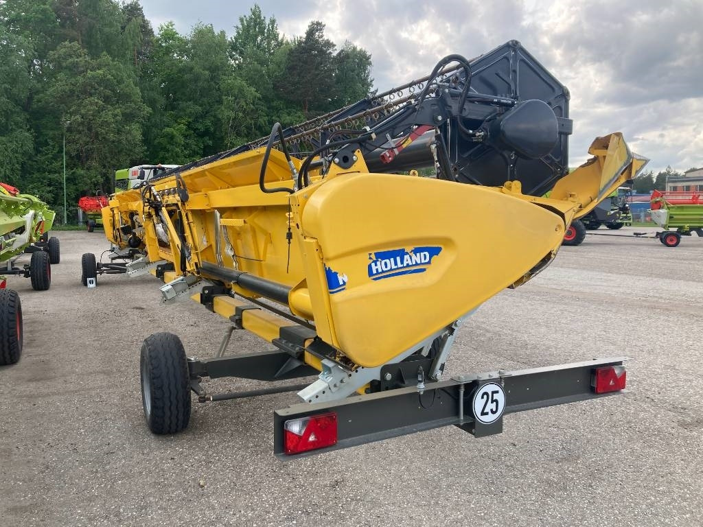 New Holland Varifeed 41V - مرفق الحصادة: صورة 4 New Holland Varifeed 41V - مرفق الحصادة: صورة 4