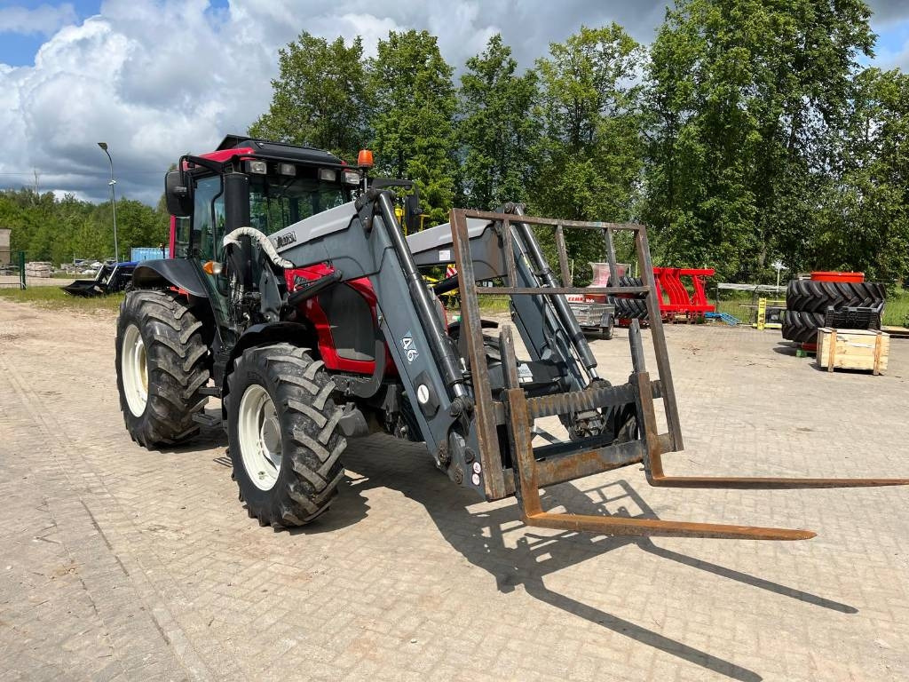 Valtra A 93  - جرار: صورة 1 Valtra A 93  - جرار: صورة 1